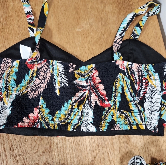 2 Piece Set Bog Collective Size Small - Picture 4 of 7